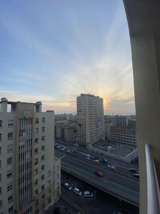 מרסיי Appartement T4 A Deux Pas De La Gare St Charles מראה חיצוני תמונה