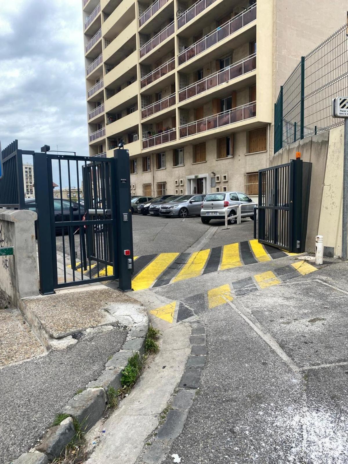 מרסיי Appartement T4 A Deux Pas De La Gare St Charles מראה חיצוני תמונה